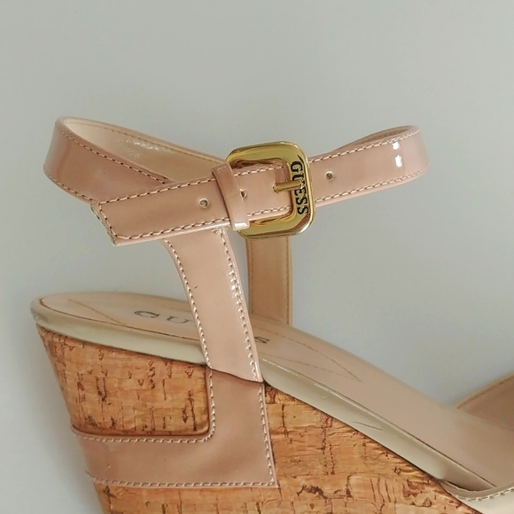 Guess Cork 4 Inche Heels - Picture 10 of 16